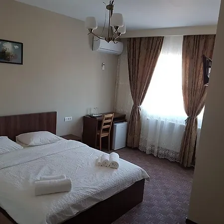 Skyroomshorezu Guest house 3*