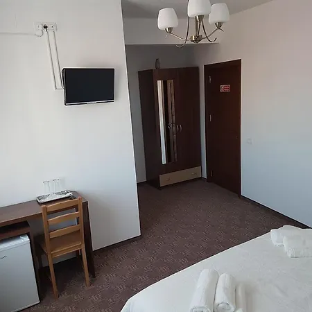 Guest house Skyroomshorezu Horezu