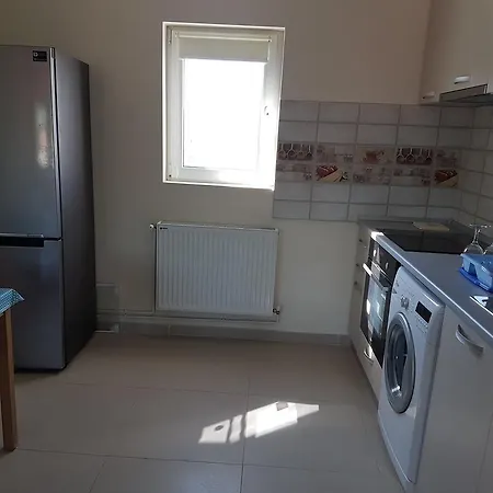 Guest house Skyroomshorezu 3*
